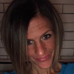 Meet your Posher, Marissa